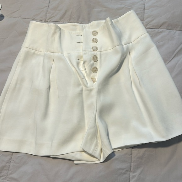 Shorts - Picture 1 of 3